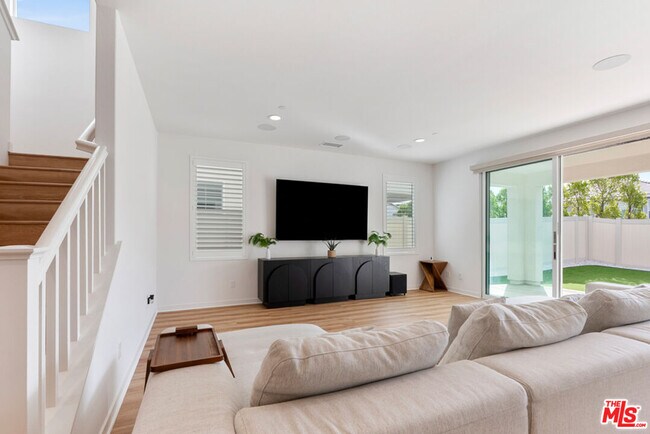 Building Photo - 18130 Radiance Ln