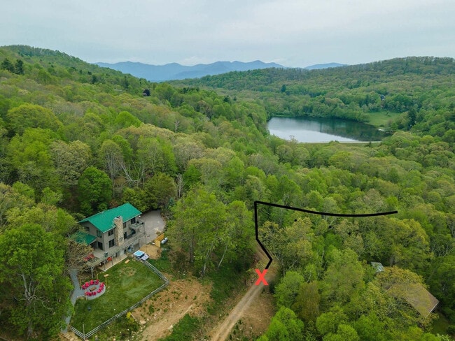 Building Photo - 36 Randall Dr