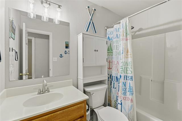 Building Photo - 5 Juanita Dr