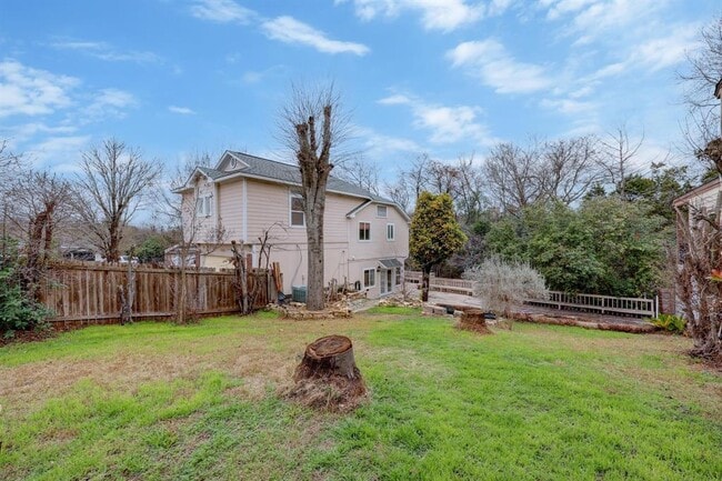 Building Photo - 1100 Silverton Ct