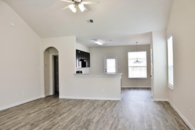 Building Photo - 12415 Dona Lane