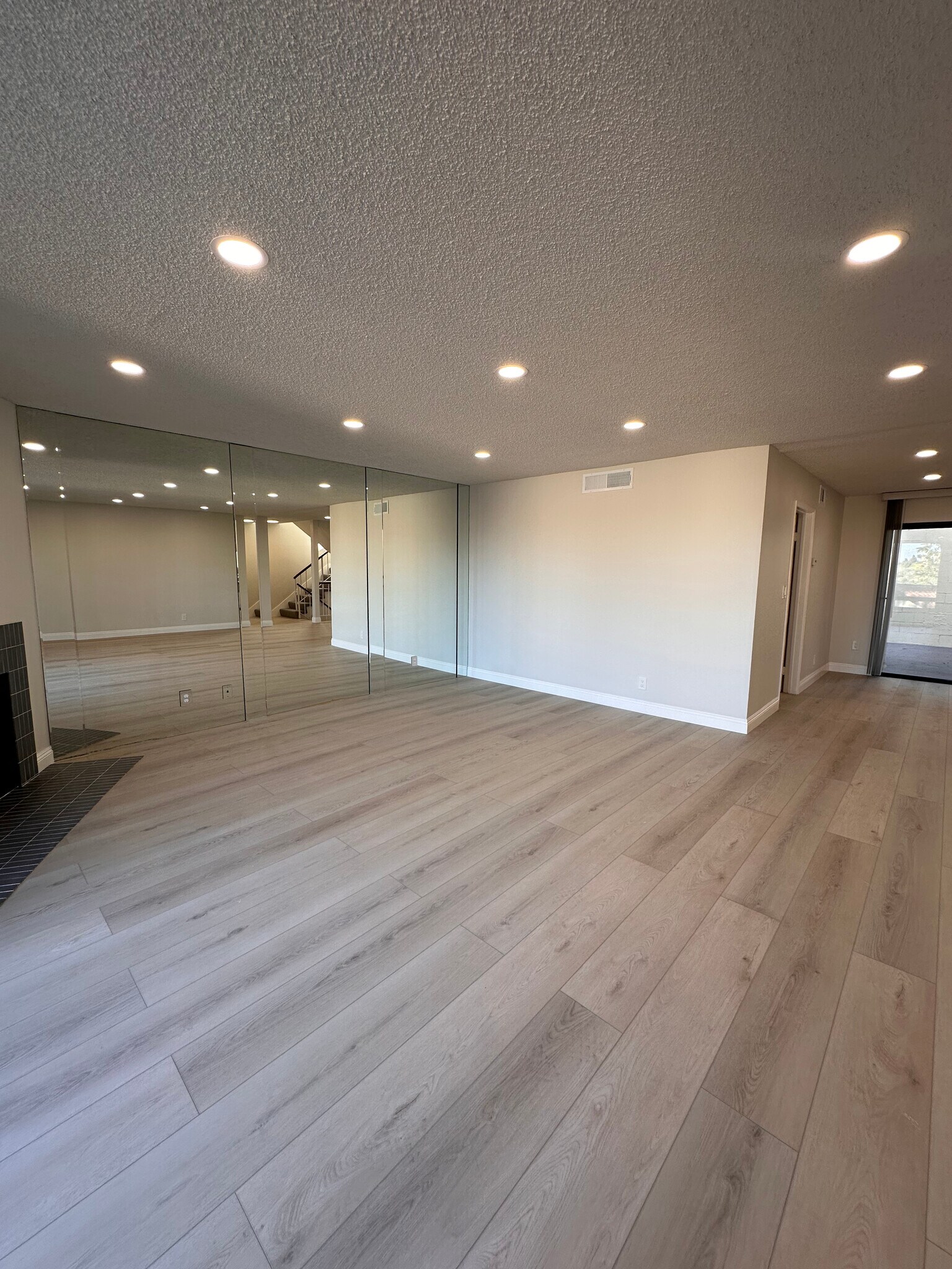 Building Photo - 4300 Via Marisol