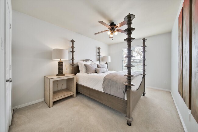 Building Photo - 5309 Larkin St