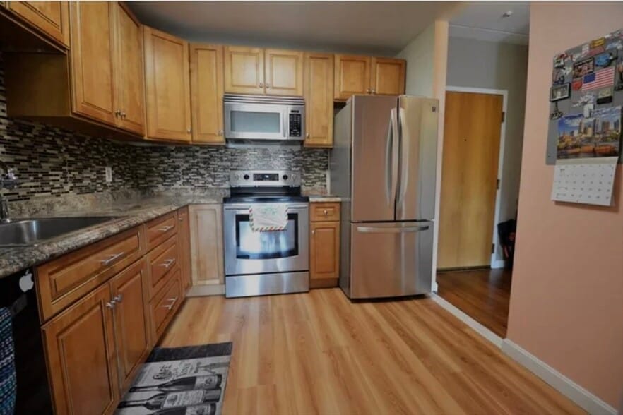 Building Photo - 14 Heron St