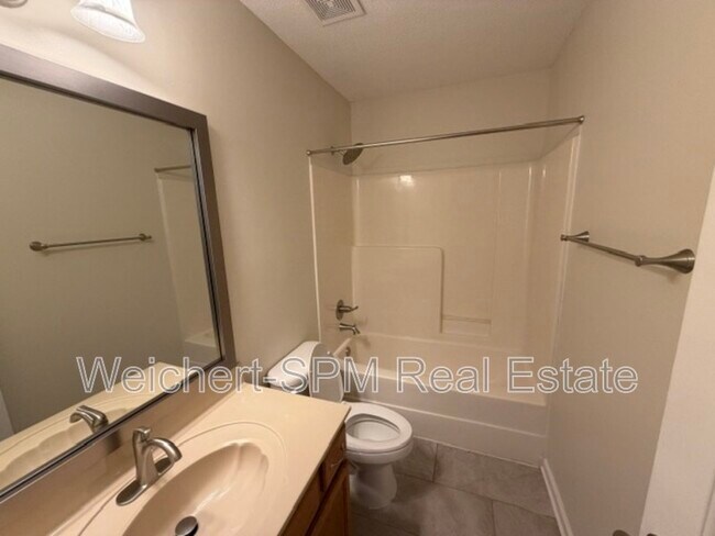 Building Photo - 11245 Cashmere Wood Dr