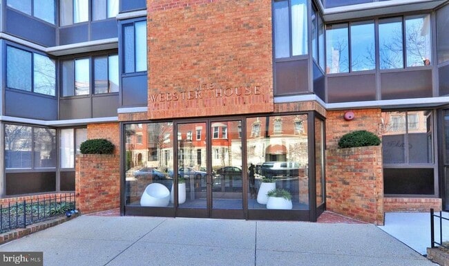 Building Photo - 1718 P St NW