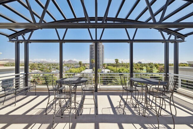 Building Photo - Condo In Artisan Lofts - Phoenix Midtown