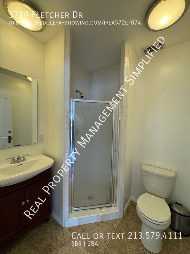Building Photo - 3710 Fletcher Dr