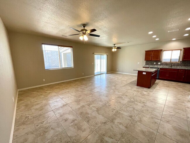 Building Photo - 2022 Construction 3 Bedroom Home in Southe...
