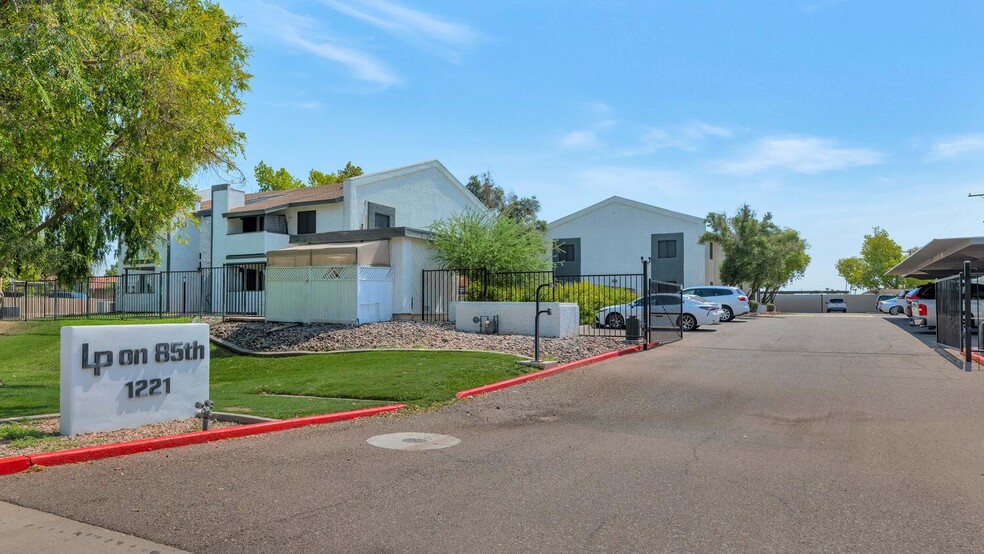 Gated Parking - 1221 N 85th Pl