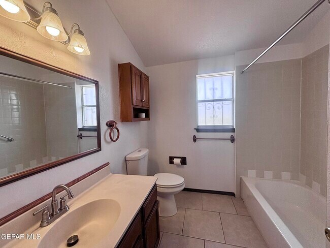 Building Photo - 11578 Chaplin Ct