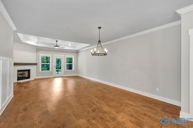 Building Photo - 119 Farmall Ln