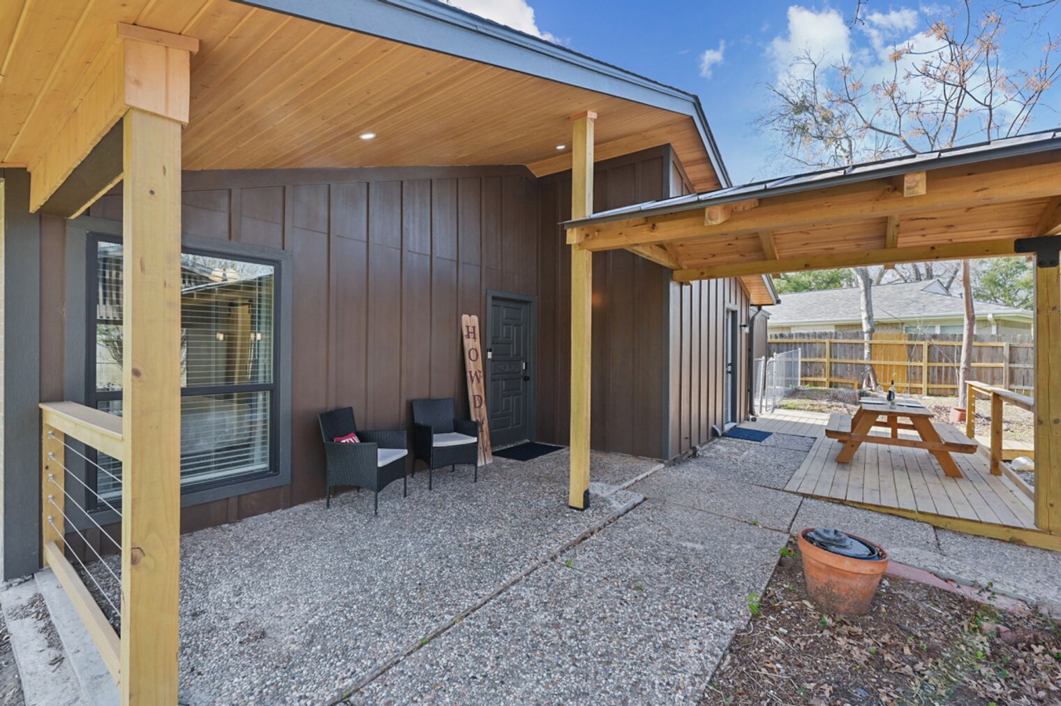 Building Photo - 1409 Clement Ct