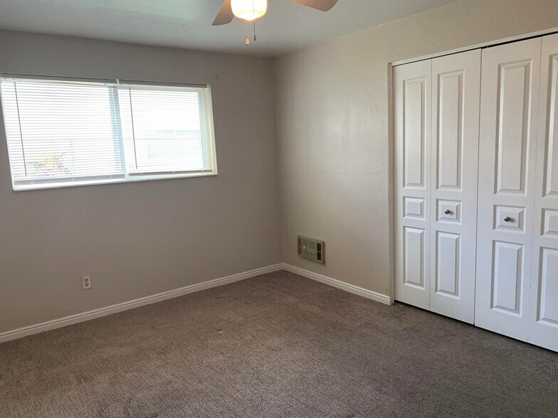 Building Photo - 3494 Westlake Cir