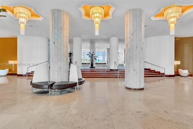 Building Photo - 5161 Collins Ave