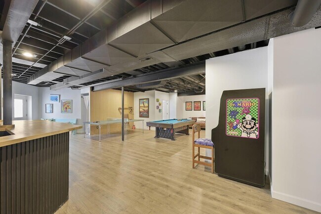 Building Photo - 16 Cedar Trail