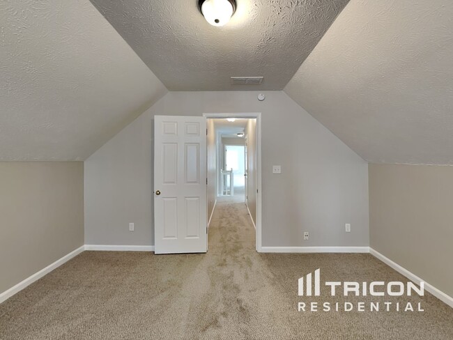 Building Photo - 2014 Greyfield Dr NW