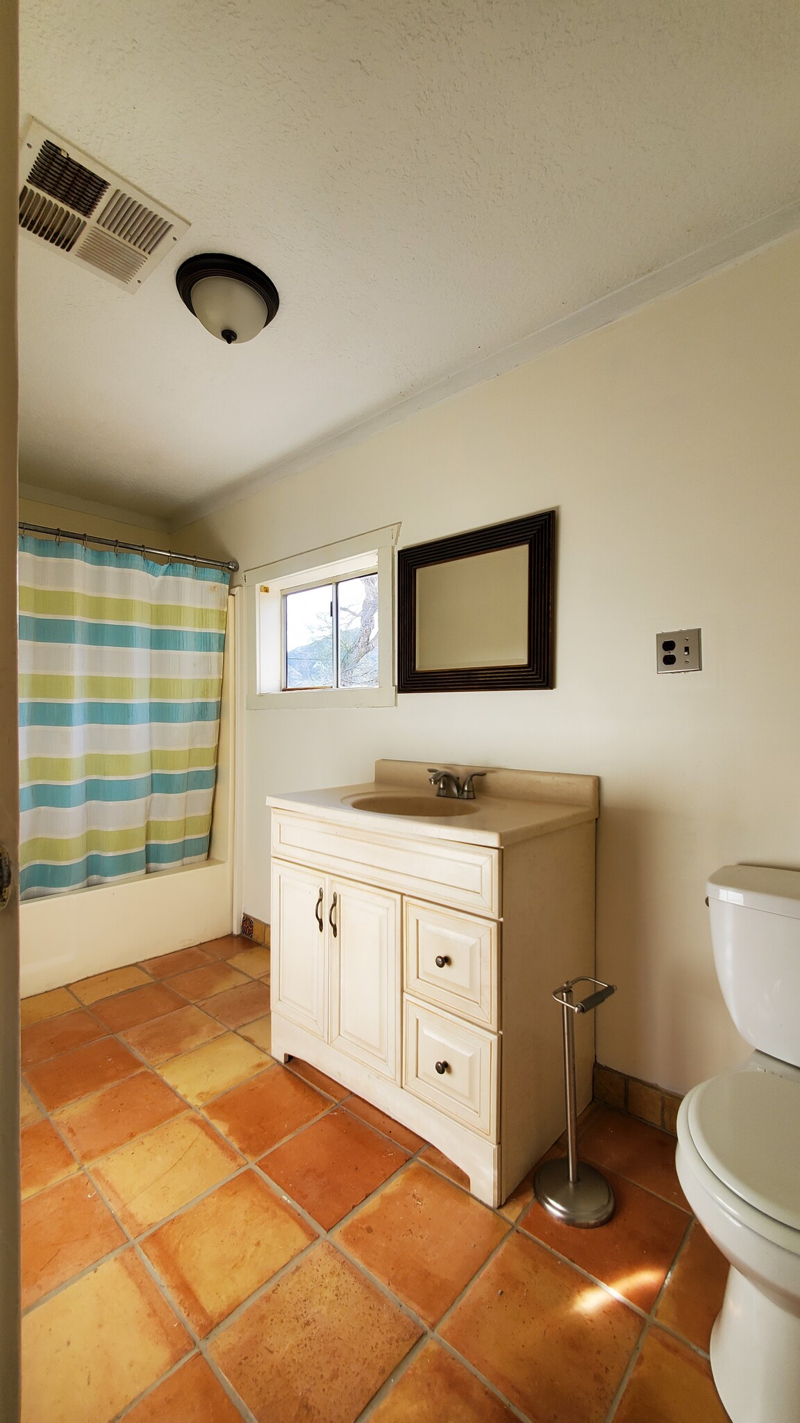 Master bath - 621 W Solana Ave