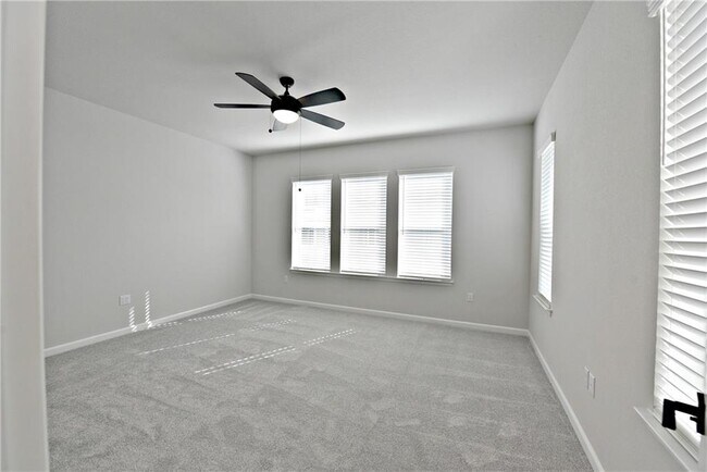 Building Photo - 13602 Defiance Pass