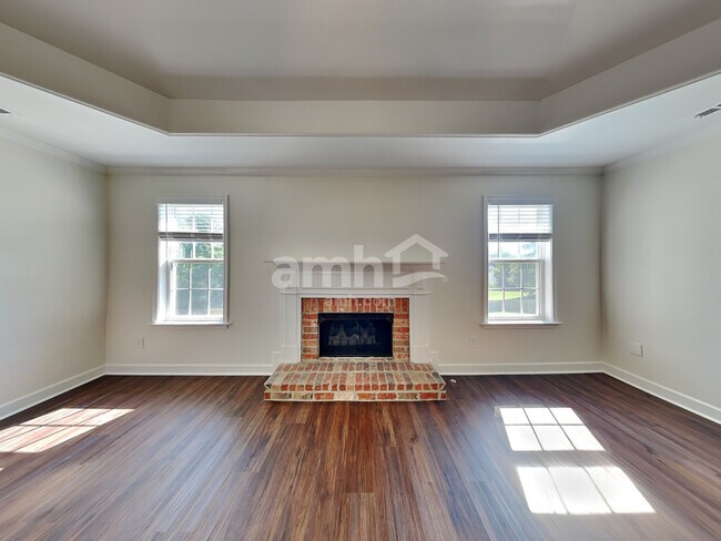 Building Photo - 3047 Romain Trail