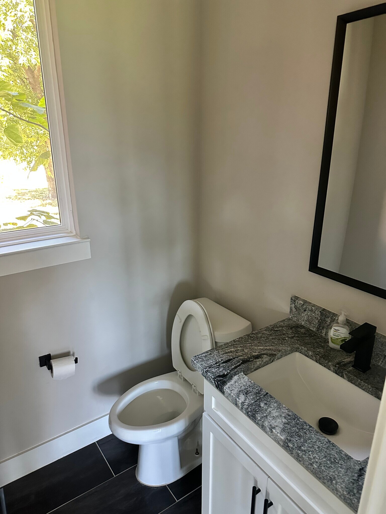 Building Photo - 2408 Peabody Ave