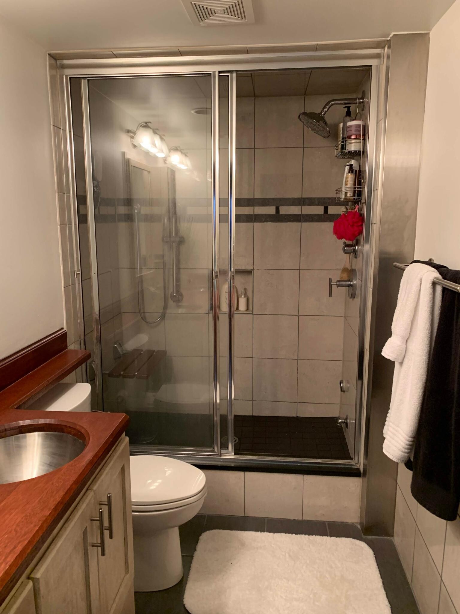Double shower head - 432 E. Rich St