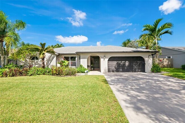 Building Photo - 5031 SW 119th Ave