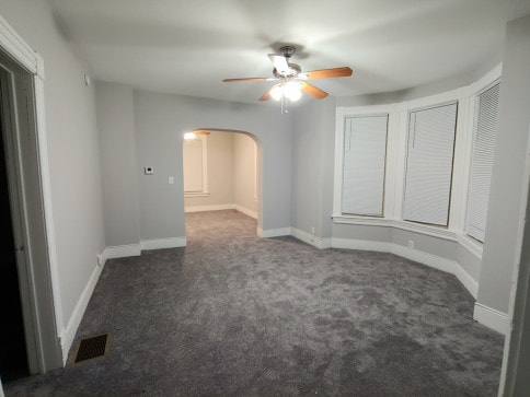 Building Photo - 924 7th Ave