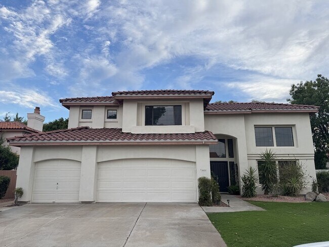 Building Photo - Marshall Ranch - Solar - Pool W/service included