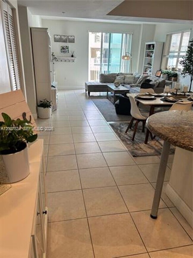 Building Photo - 7275 SW 90th St