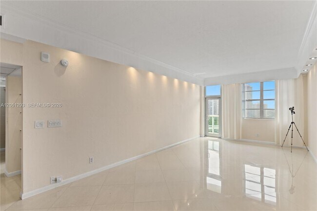 Building Photo - 19390 Collins Ave