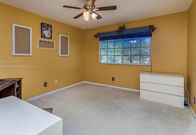 Building Photo - 1120 NW 179th Ave