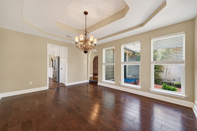 Building Photo - 2815 Bermuda Dunes Dr