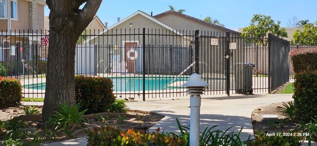 Building Photo - Centrally Located Village Green Two Story ...
