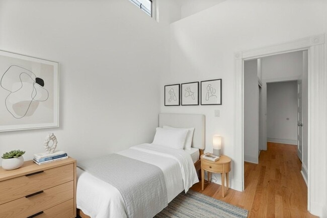 Building Photo - 103 Sanford Pl