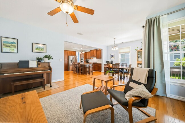 Building Photo - 3418 Raintree Cir