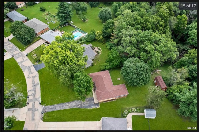 Building Photo - 224 Mt Aire Dr