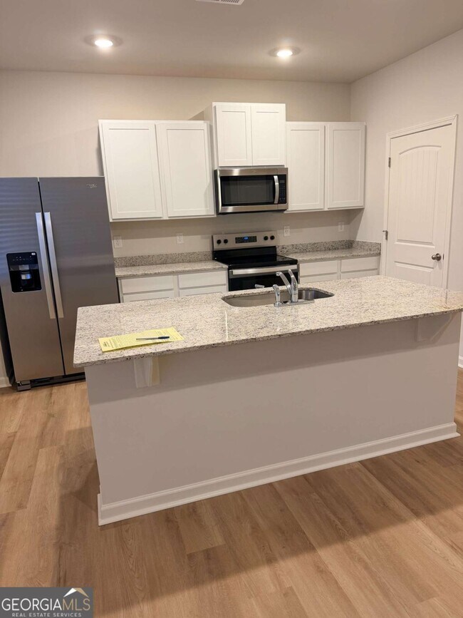 Building Photo - 112 Glenrise Dr