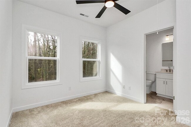 Building Photo - 3956 Hager Dr