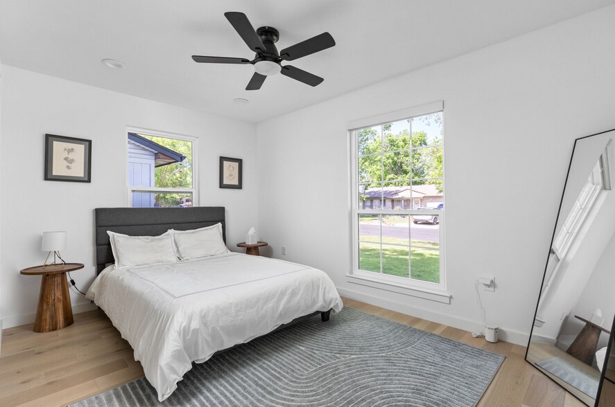 Primary Bedroom - 5803 Blythewood Dr