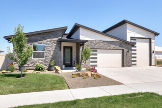 Building Photo - New home for Rent! Great Location.