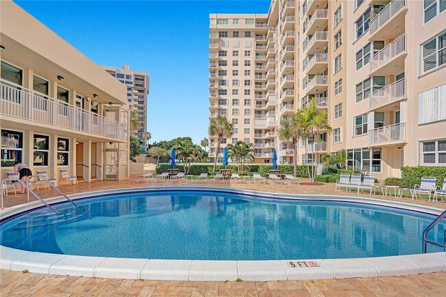 Building Photo - 5200 N Ocean Blvd