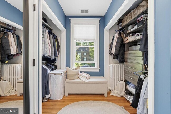 Building Photo - 3357 Stuyvesant Pl NW