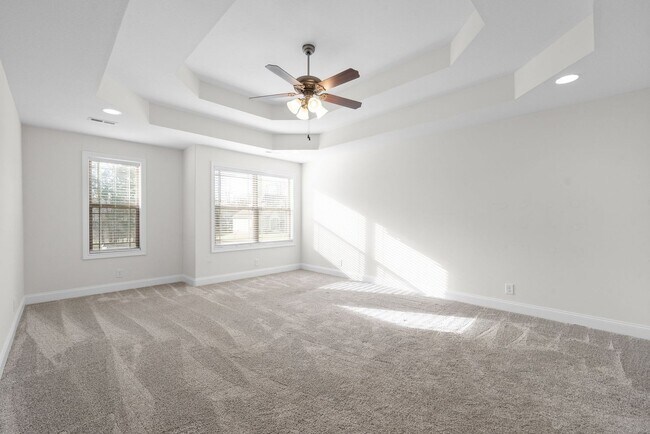 Building Photo - 3 Bed 2/2 Bath home nestled on an Acre of ...