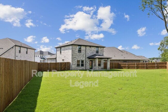 Building Photo - 4018 Sandstone Dr