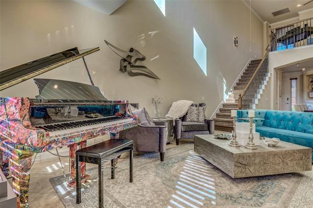 Building Photo - 3009 Aurora Dr