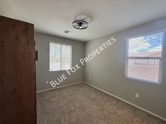 Building Photo - 3156 S Three D Ct