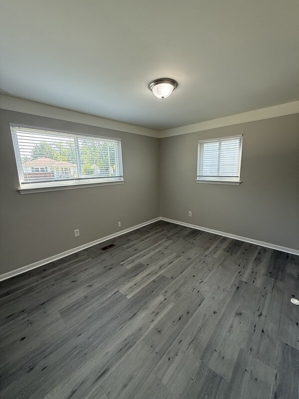 Building Photo - 4712 Weddel St