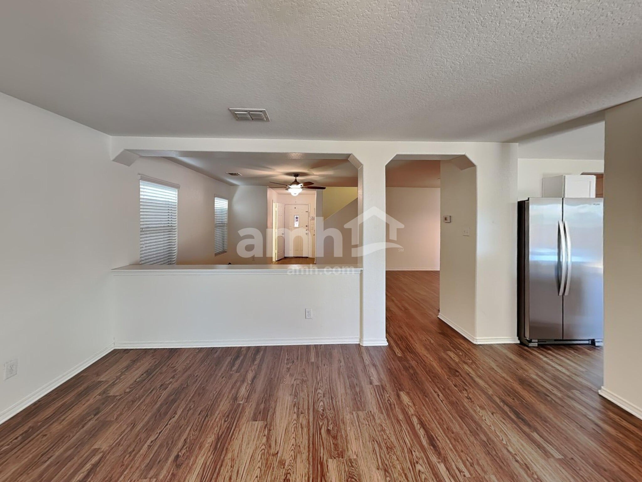 Building Photo - 9246 Silver Vista