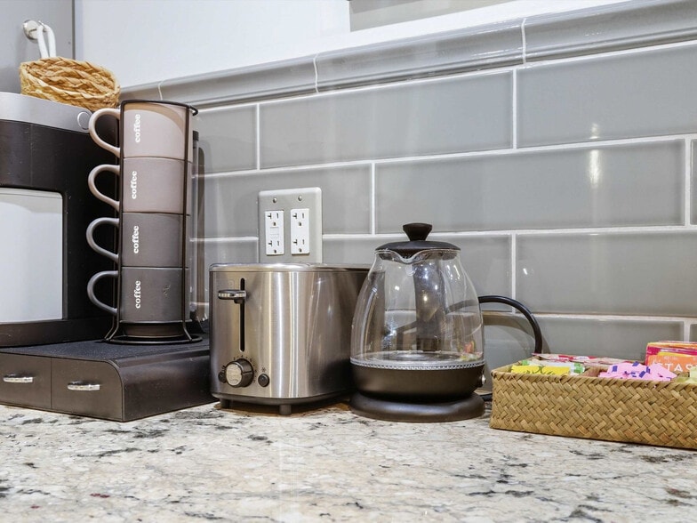 Building Photo - 4325 New Hampshire Ave NW